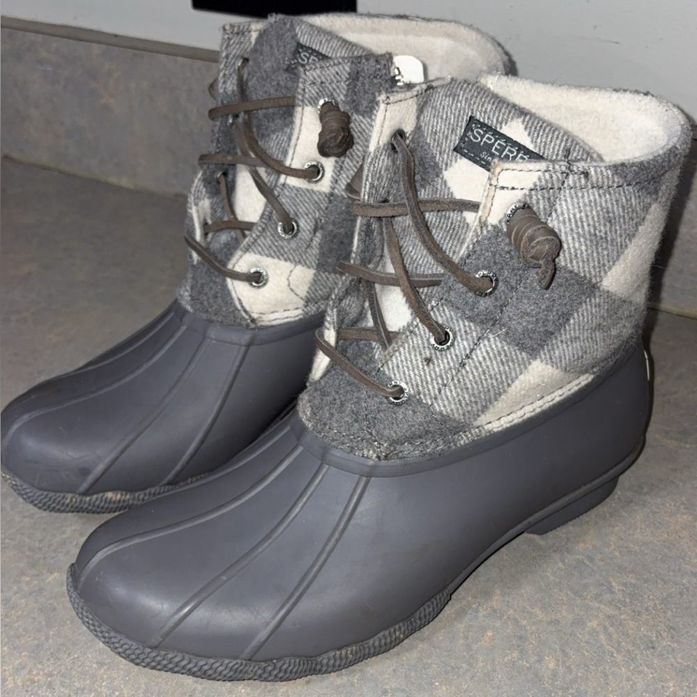 Sperry Women's Charcoal and Cream Plaid Duck Boots